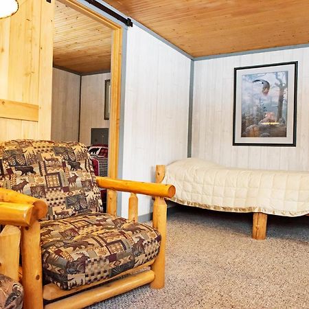 Spur Of The Moment Ranch Hotel Mountain Екстериор снимка