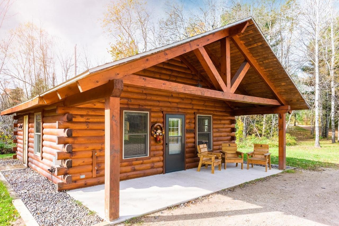Spur Of The Moment Ranch Hotel Mountain Екстериор снимка