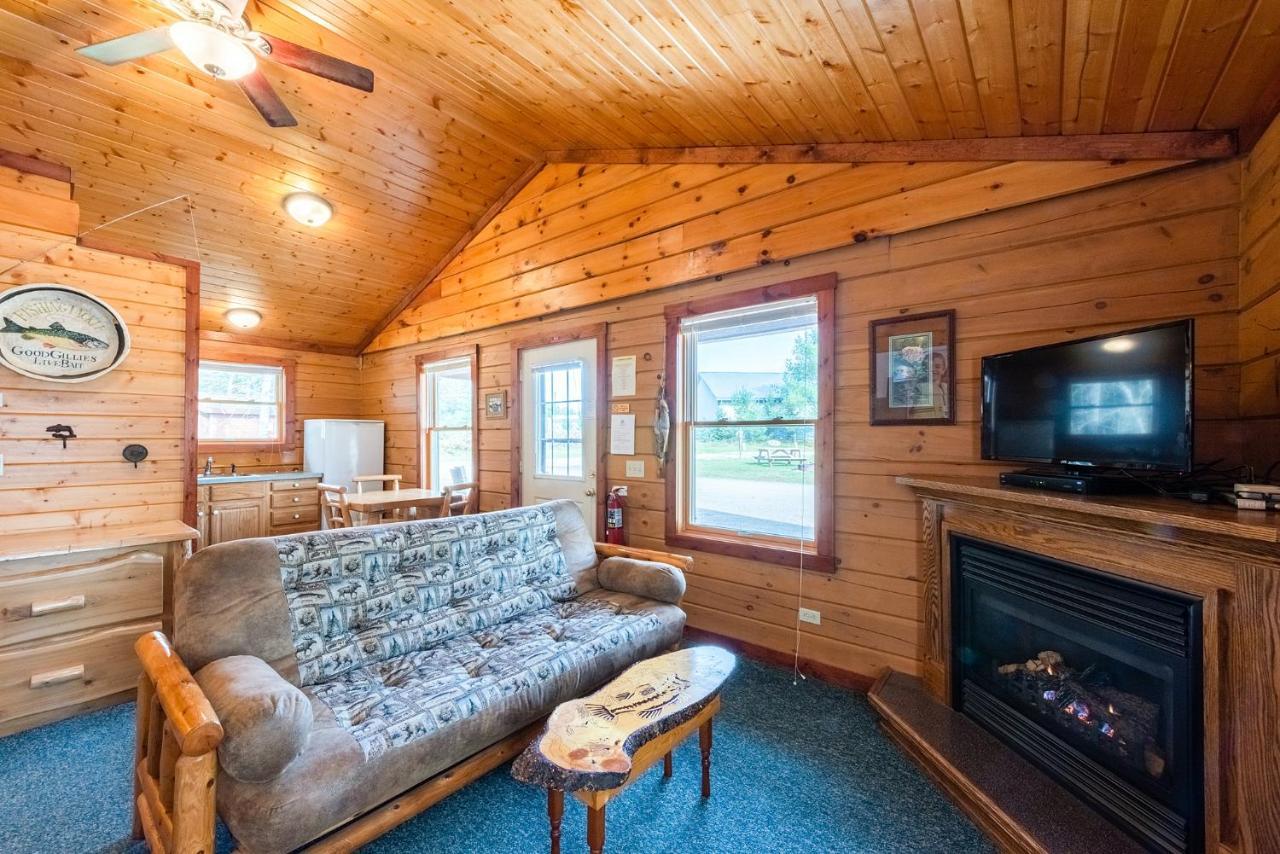 Spur Of The Moment Ranch Hotel Mountain Екстериор снимка